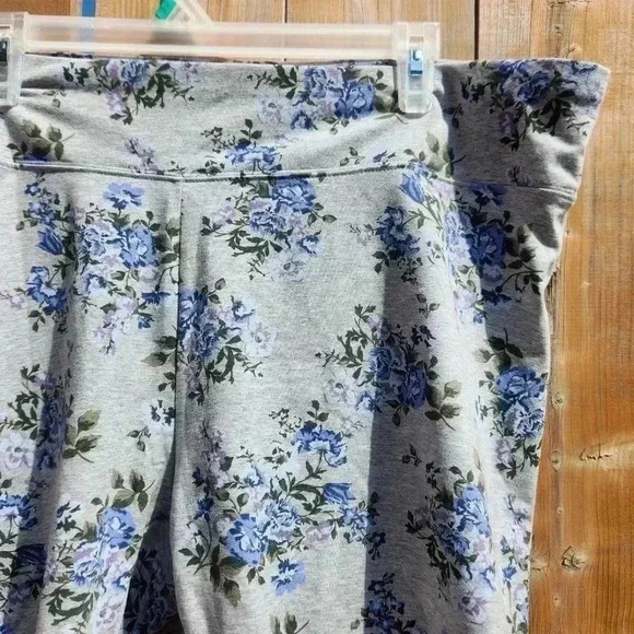 George Women's Plus Size Cotton  Blend Floral Bike Shorts - Size 3x - Picture 10 of 10